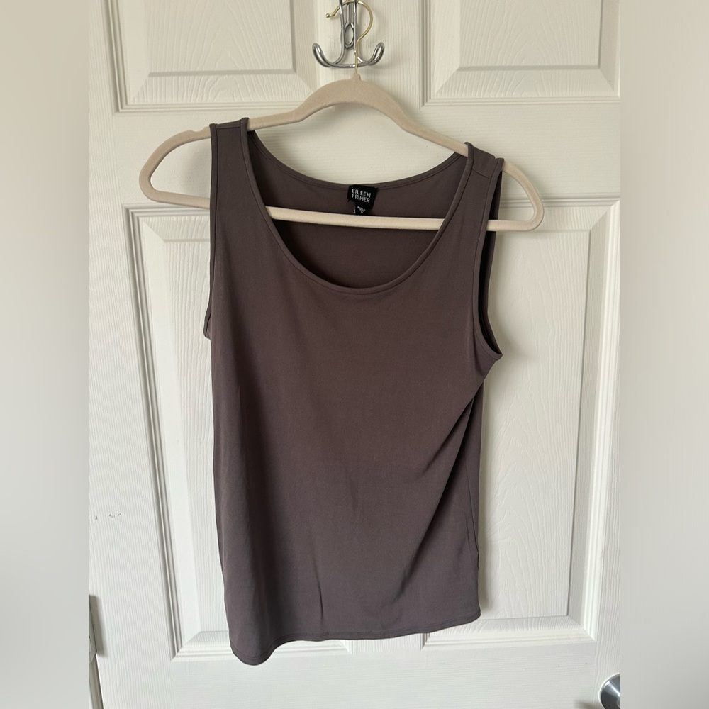 EILEEN FISHER Light Brown 100% SILK Top.